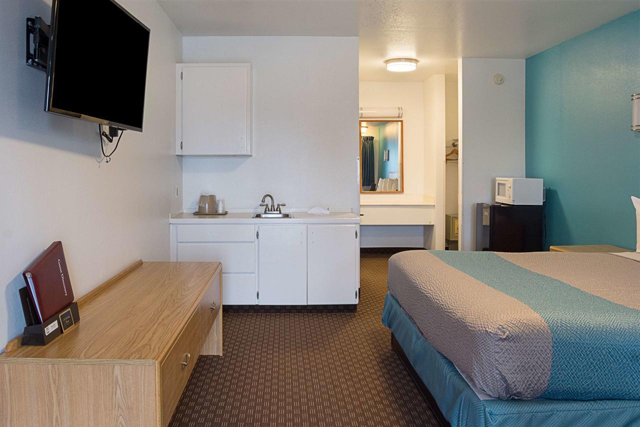 Motel 6-Canby, Or Zewnętrze zdjęcie